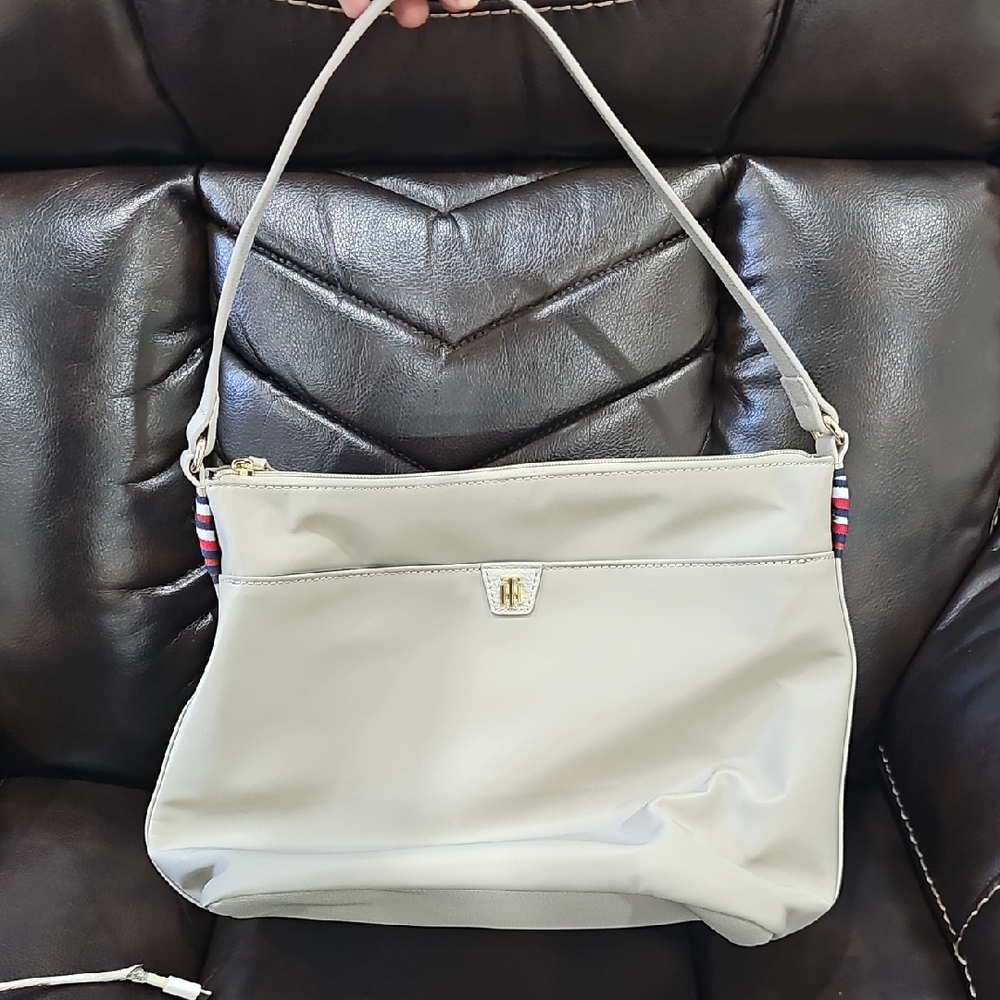 Tommy Hilfiger Gray Shoulder Bag